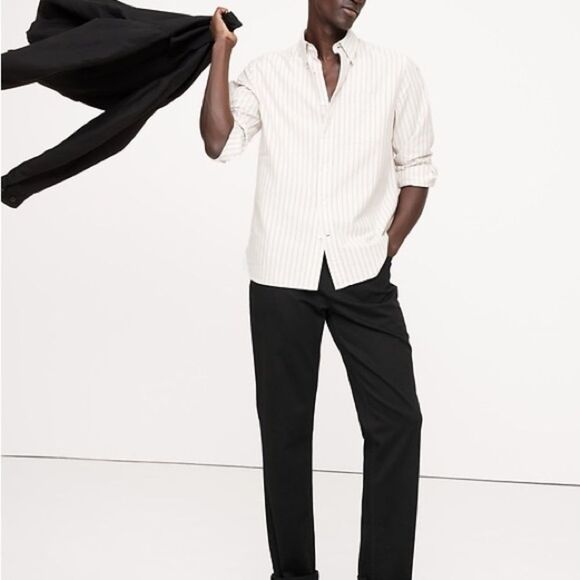 Banana Republic Men's Jet Black slim fil travelerJeans - Picture 4 of 7